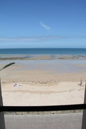 On The Beach, Saint-Aubin-Sur-Mer